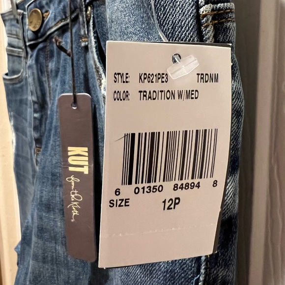 Kut from the Kloth CHRISSY flare petite• 12P - Picture 7 of 12